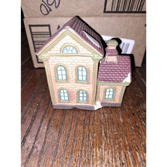 Vintage 2001 Cobblestone Corners Christmas Holiday Village Fire House Building - Picture 3 of 6